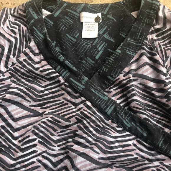 Soft Surroundings Large Blue V-Neck Wrap Blue - Picture 5 of 6